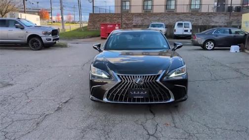 2023 Lexus ES 350 Base