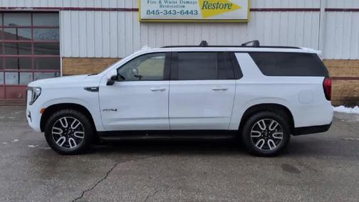 2021 GMC Yukon XL 4WD AT4