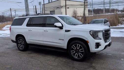 2021 GMC Yukon XL 4WD AT4