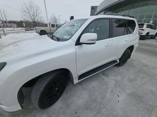 2023 Lexus GX 460 Base