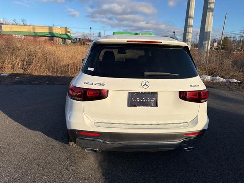 2022 Mercedes-Benz GLB 250 4MATIC