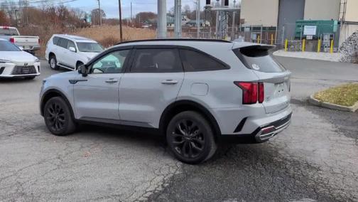 2022 Kia Sorento SX