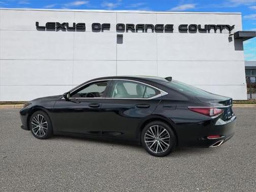 2023 Lexus ES 350 Base