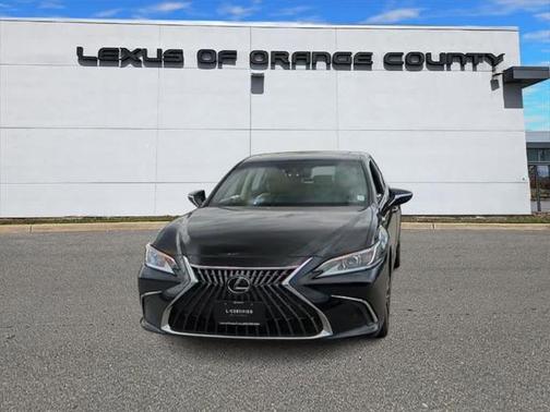 2023 Lexus ES 350 Base