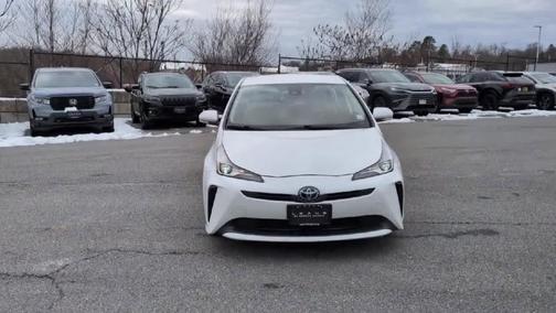 2022 Toyota Prius LE
