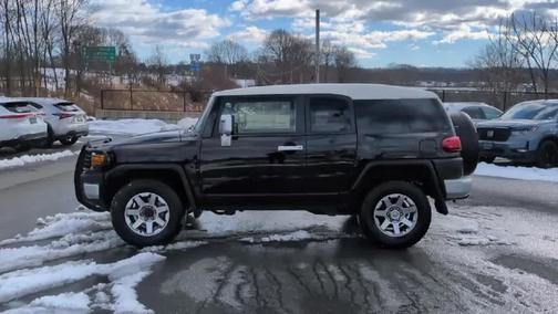 2014 Toyota FJ Cruiser Base