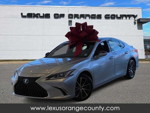 2025 Lexus ES 350 Base