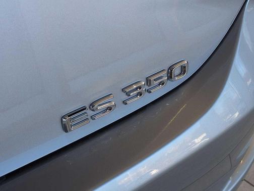 2025 Lexus ES 350 Base