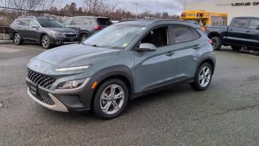 2022 Hyundai KONA SEL