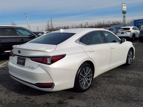 2021 Lexus ES 250 Base