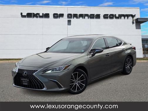 2022 Lexus ES 350 Base