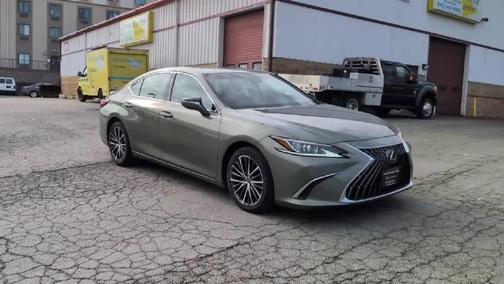 2022 Lexus ES 350 Base