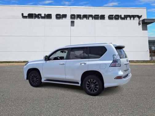 Eminent White Pearl 2023 Lexus GX 460 Premium