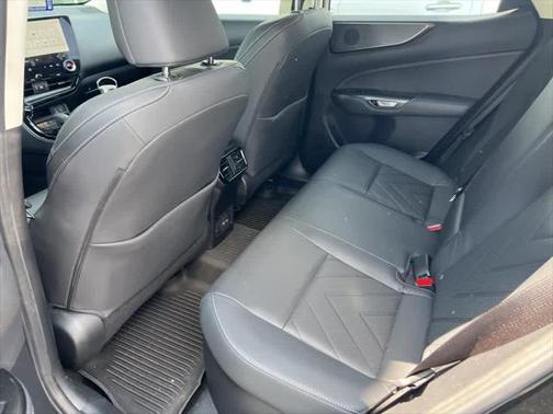2022 Lexus NX 450h+ Luxury
