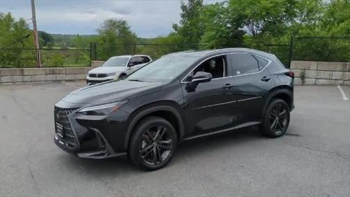2022 Lexus NX 450h+ Luxury