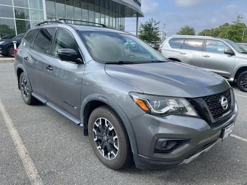 2020 Nissan Pathfinder SL 4WD