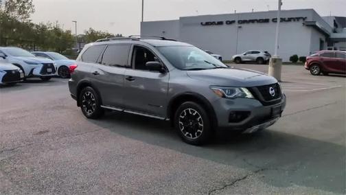 2020 Nissan Pathfinder SL 4WD