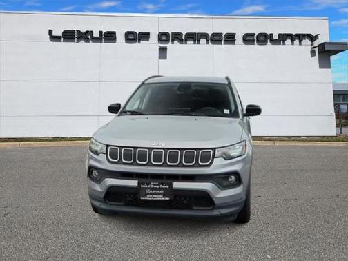 2022 Jeep Compass Latitude Lux