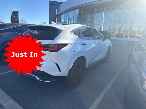 2024 Lexus NX 450h+ F SPORT Handling