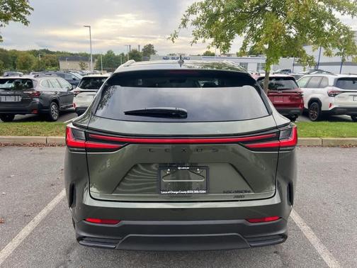 2025 Lexus NX 450h+ Luxury