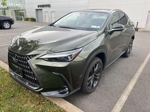 2025 Lexus NX 450h+ Luxury