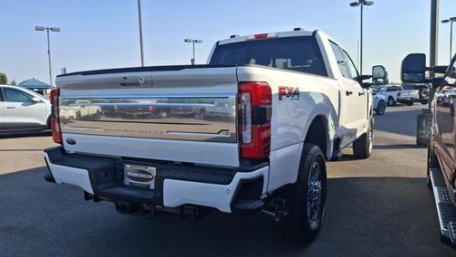 2025 Ford F-350 Platinum