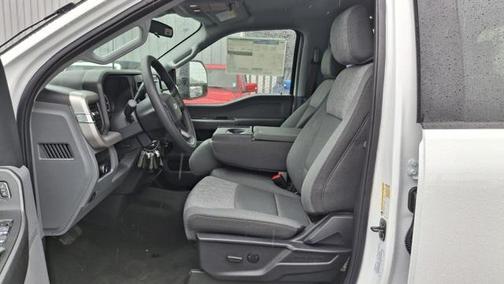 2025 Ford F-350 XLT