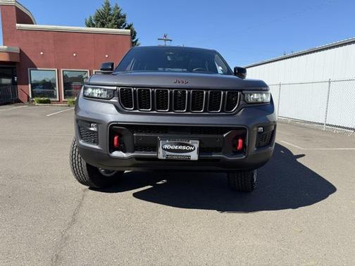 2022 Jeep Grand Cherokee Trailhawk
