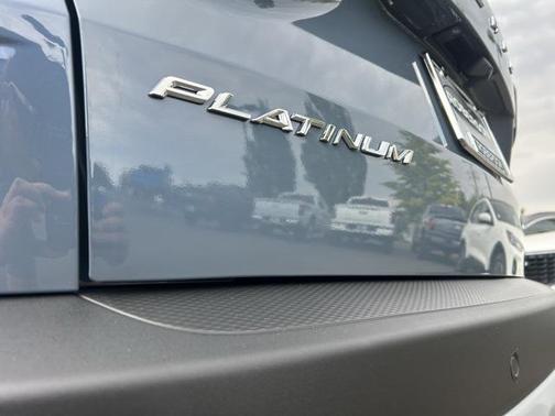 2025 Ford Escape Platinum