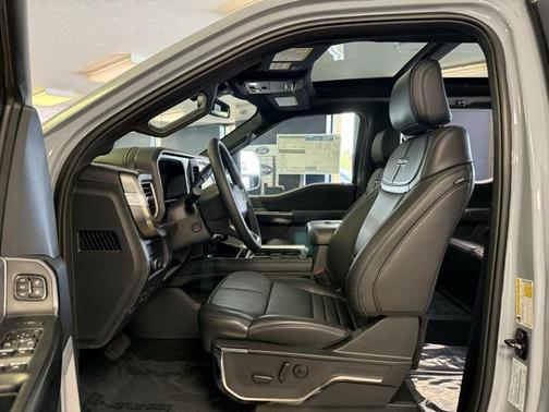 2025 Ford F-350 Platinum