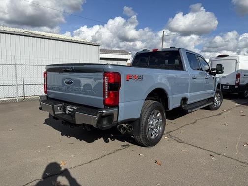 2023 Ford F-350 Lariat