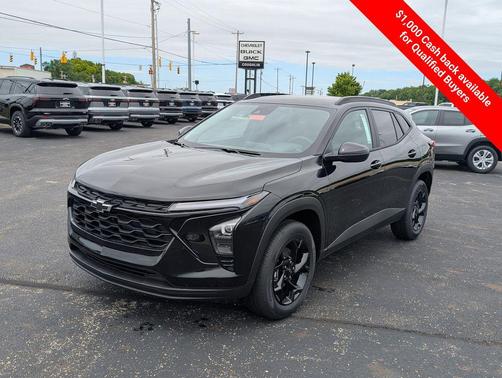 Mosaic Black Metallic 2026 Chevrolet Trax LT