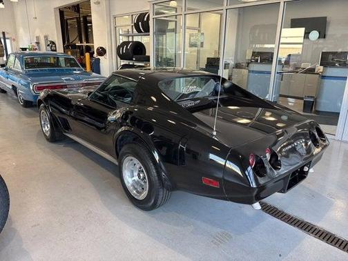 1974 Chevrolet Corvette Base