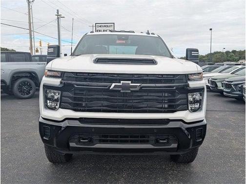 2026 Chevrolet Silverado 2500 Custom