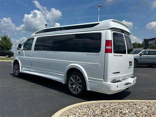 2025 Chevrolet Express 2500 RWD 2500 Extended Wheelbase WT