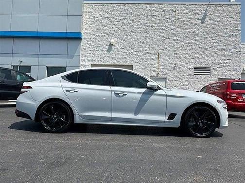 2023 Genesis G70 2.0T AWD