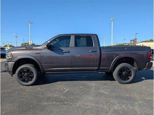 2020 RAM 2500 Laramie Crew Cab 4X4 6'4' Box