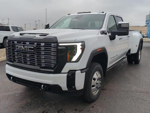 2026 GMC Sierra 3500 Denali