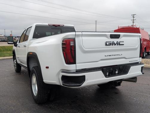 2026 GMC Sierra 3500 Denali