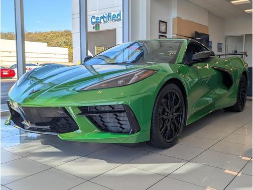 2026 Chevrolet Corvette Stingray w/2LT