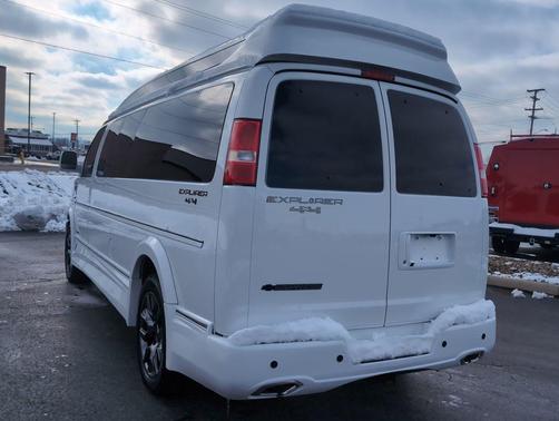 2024 Chevrolet Express 2500 RWD 2500 Extended Wheelbase WT