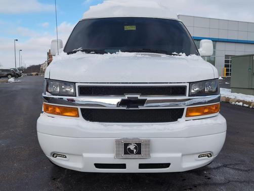 2024 Chevrolet Express 2500 RWD 2500 Extended Wheelbase WT