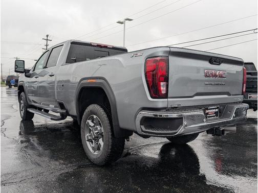 2026 GMC Sierra 3500 SLE
