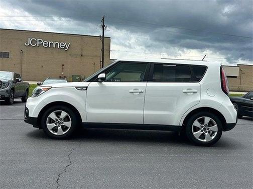 2017 Kia Soul Base