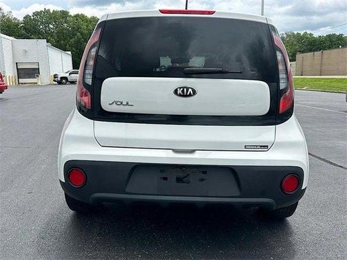 2017 Kia Soul Base