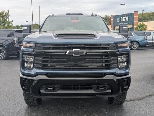 2026 Chevrolet Silverado 2500 Custom