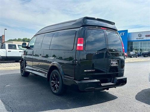 2025 Chevrolet Express 2500 RWD 2500 Regular Wheelbase WT