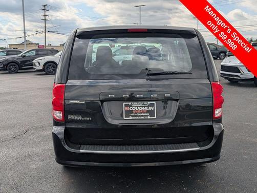 Brilliant Black Crystal Pearlcoat 2016 Dodge Grand Caravan AVP/SE