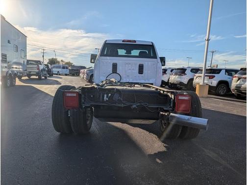 2026 Chevrolet Silverado 3500 WT