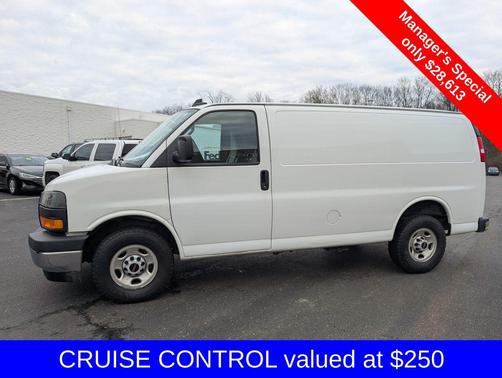 2022 GMC Savana 2500 Work Van